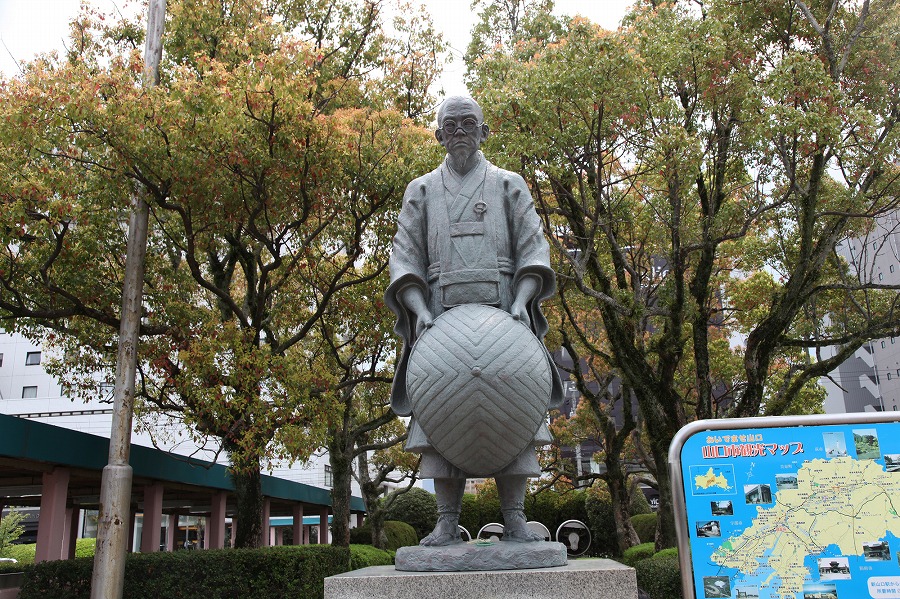 五 七 五に囚われず自由に俳句を詠んだ 種田山頭火 の生涯をわかりやすく解説 Rinto