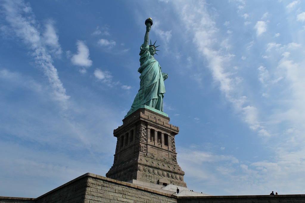 ニューヨークの 自由の女神像 が持つ本当の意味とは 歴史や豆知識をご紹介 Rinto