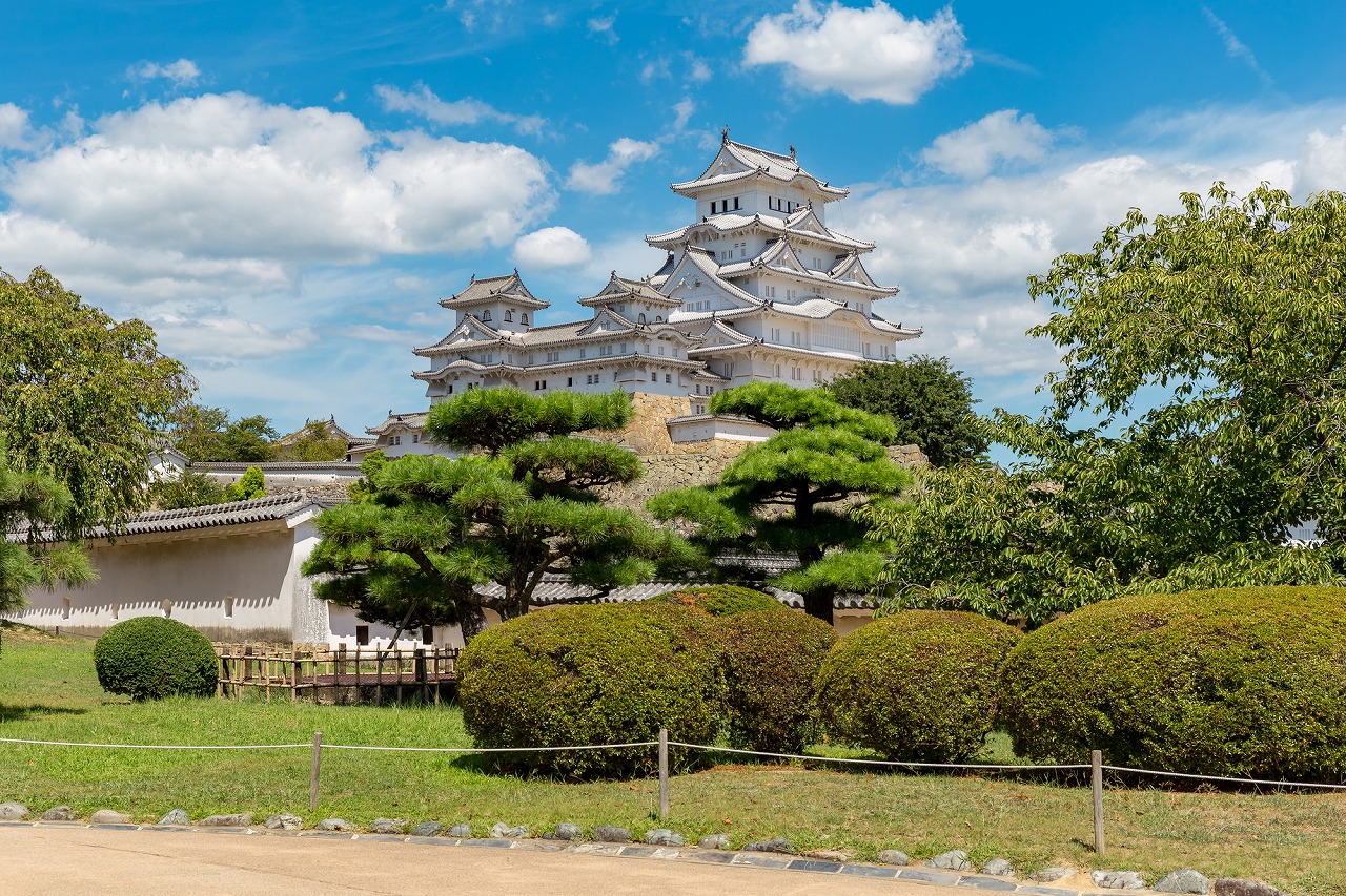 世界遺産 姫路城 を解説 誰が築いた城 城主は いつ建てられたの Rinto